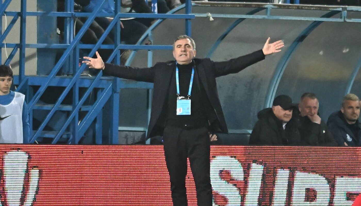 Decizie drastică luată de Gică Hagi: patru titulari, lăsați în afara lotului pentru meciul cu Sepsi! Constantin Budescu se află pe lista neagră