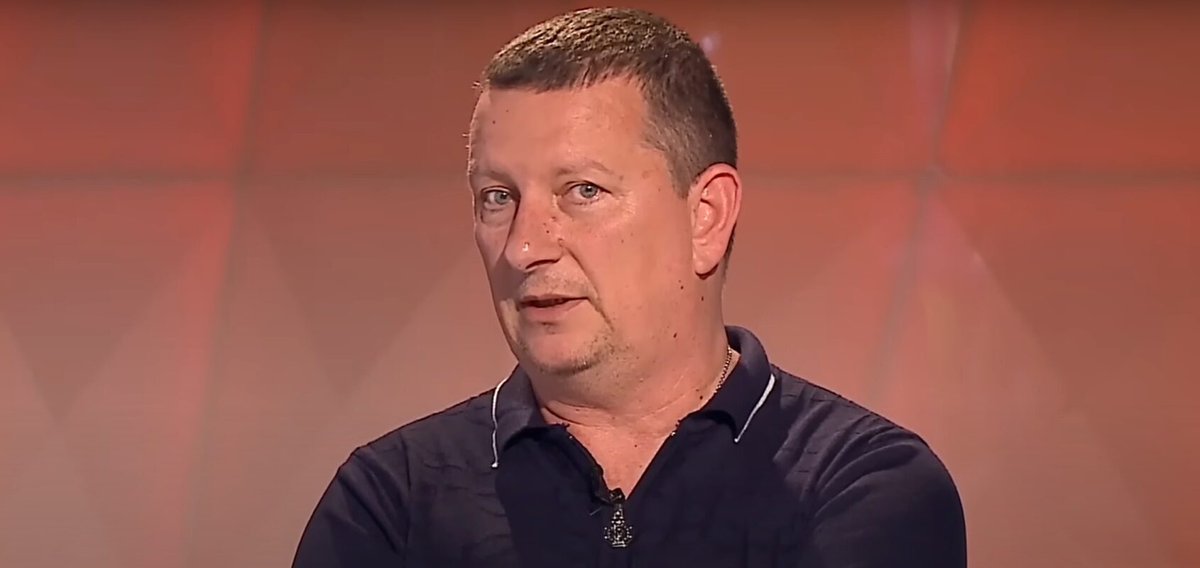 Primul antrenor care e gata să preia Dinamo în Liga 2! Nicio surpriză: Ionuț Chirilă s-a autopropus din nou în „Ștefan cel Mare”! Fanii „câinilor”, luați la sentiment, plus laude la adresa conducerii