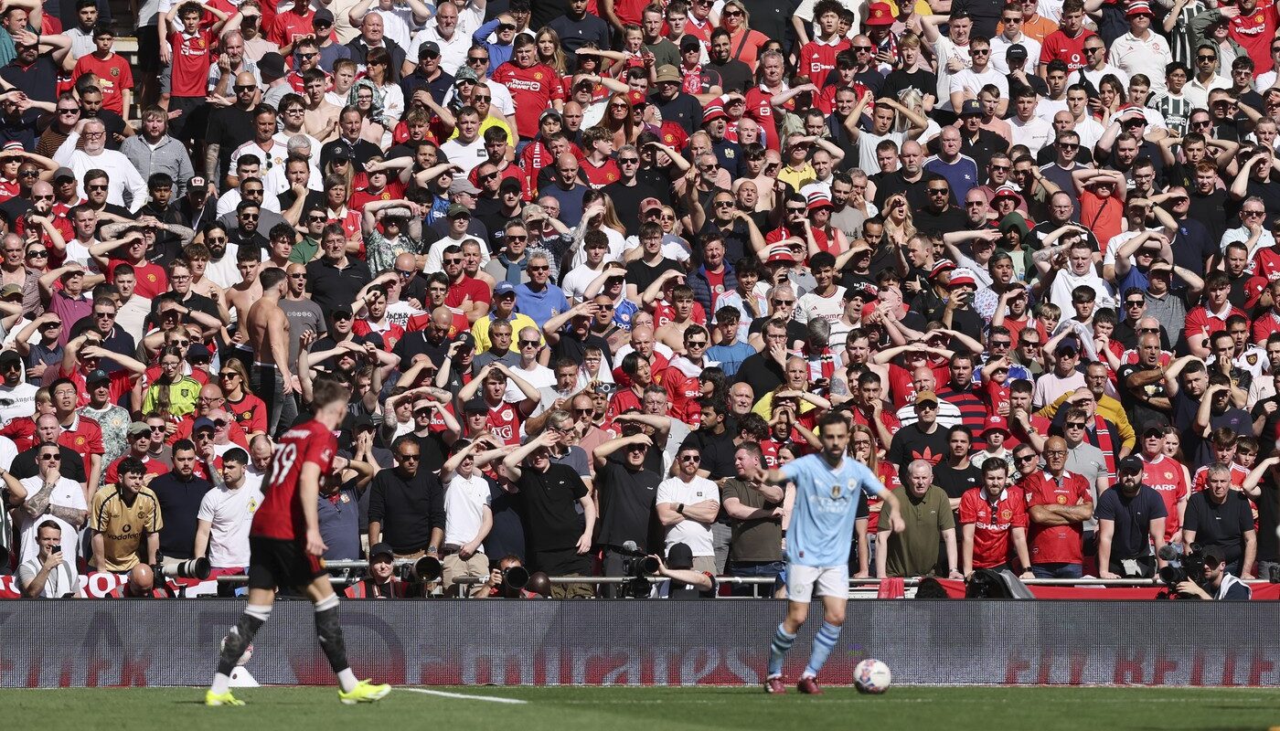Surpriză colosală pe „Wembley” în finala FA Cup! Marea rivală Manchester United i-a suflat lui Pep Guardiola un record istoric la posibil ultimul meci al lui Erik ten Hag