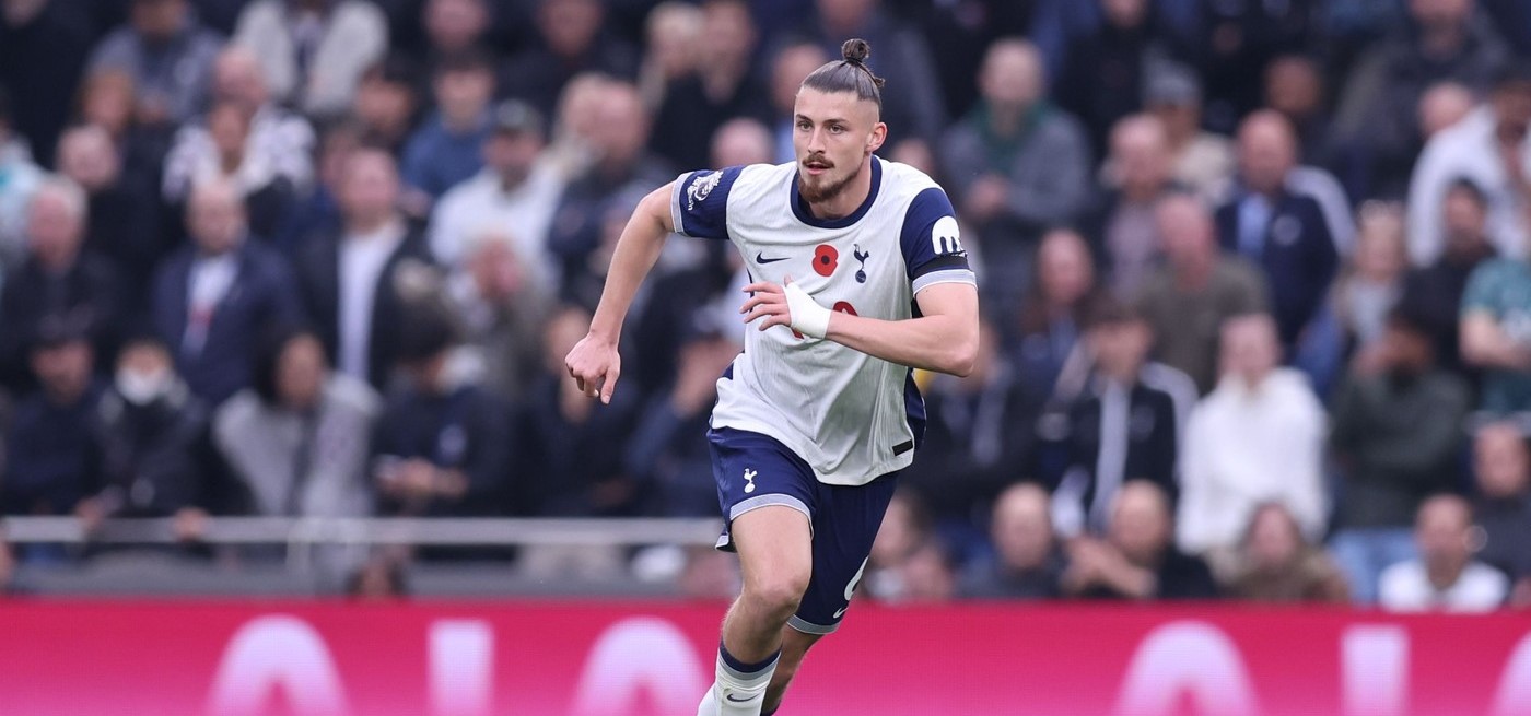 Nota-acordata-de-BBC-pentru-Radu-Dragusin-dupa-Tottenham-Aston-Villa-4-1