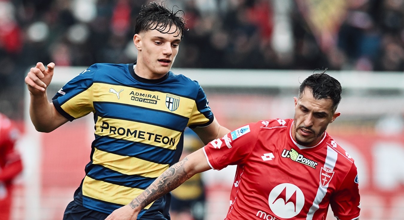 Cristi-Chivu-a-fost-salvat-pe-final-de-meci-in-Monza-Parma